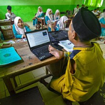 negara-jangan-cuci-tangan-atas-nasib-2,3-juta-guru-non-asn