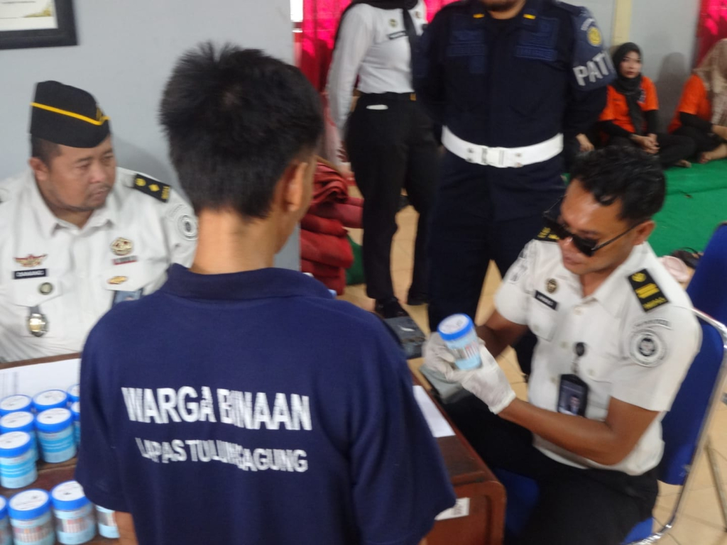 lapas-tulungagung-gelar-razia,-ini-temuannya