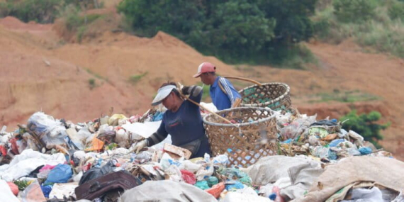 koalisi-organisasi-masyarakat-sipil-soroti-proyek-kredit-plastik 