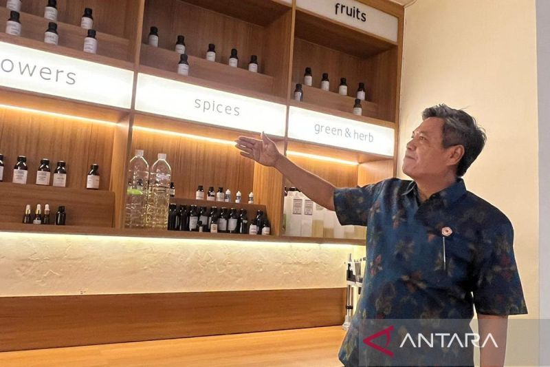 kemenperin-pacu-hilirisasi-minyak-atsiri-lewat-pengembangan-pff