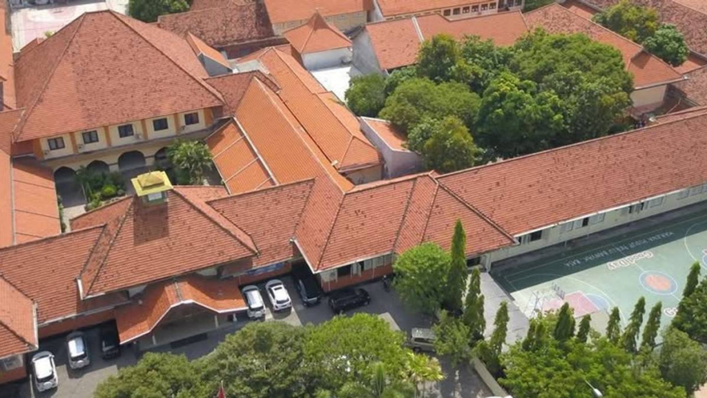 sekolah-di-jawa-timur-unggul-prestasi,-jawa-tengah-menguntit-ketat