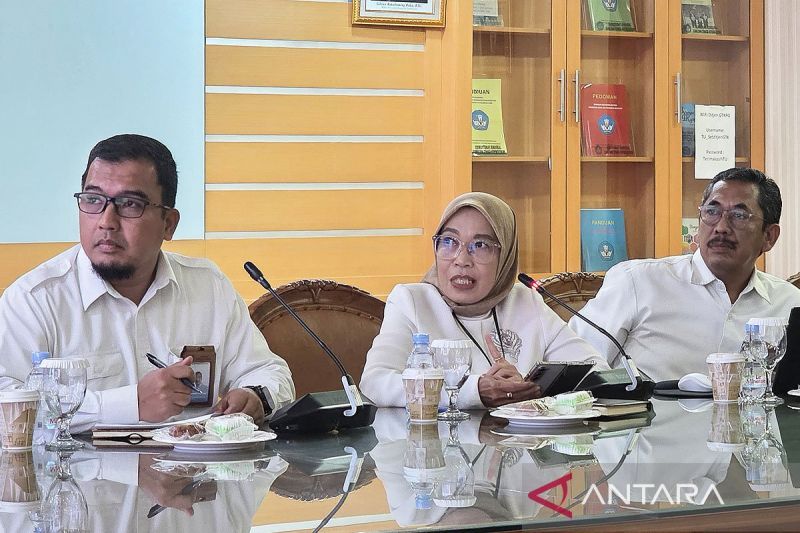 kemendikdasmen:-tidak-ada-phk-massal-guru-non-asn-pada-2026