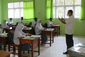 komisi-x-dpr-usulkan-semua-guru-diangkat-pns-usai-kebijakan-penghapusan-guru-honorer