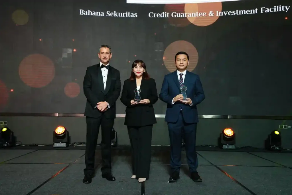 transaksi-sukuk-rp550-miliar-ri-sabet-penghargaan-global