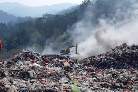 el-nino-memperparah-kemunculan-bara-sampah-dan-dahaga-nasional