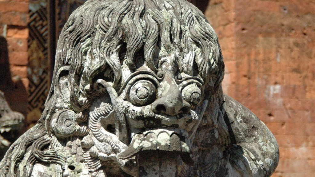 rangda,-makhluk-mitologi-bali-yang-suka-menculik-dan-memakan-anak-anak