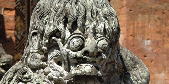 Rangda, Makhluk Mitologi Bali yang Suka Menculik dan Memakan Anak-Anak