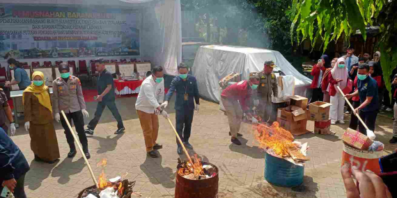Kejari Kota Malang Musnahkan Narkoba hingga Organ Satwa Liar, Ini Daftarnya