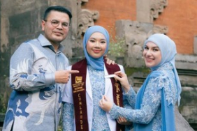 potret-syifa-putri-sambung-irish-bella-jalani-upacara-sumpah-dokter