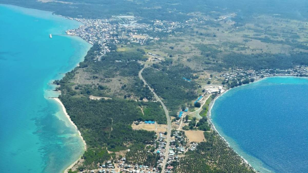 pulau-morotai,-pulau-terluar-yang-strategis-untuk-jalur-perdagangan-di-timur-indonesia