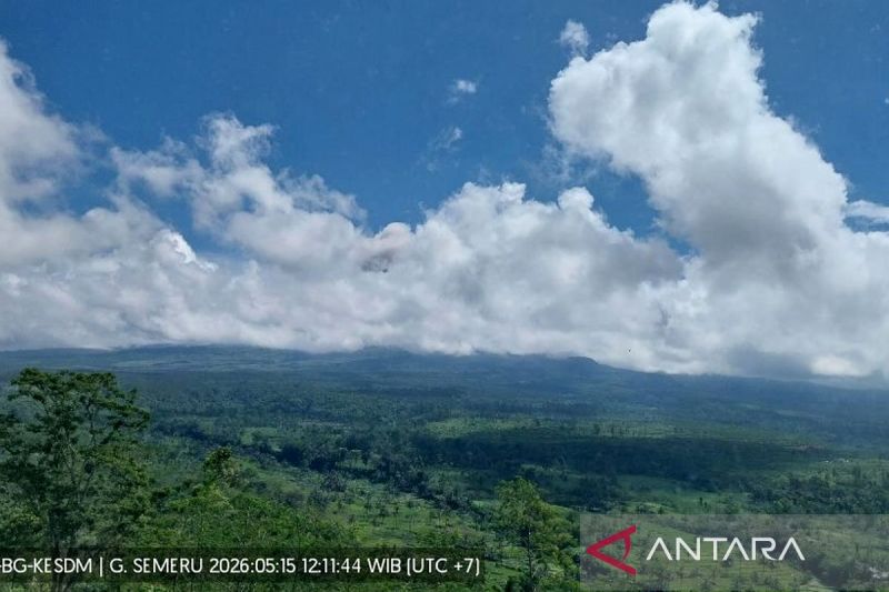 gunung-semeru-erupsi-disertai-awan-panas-guguran