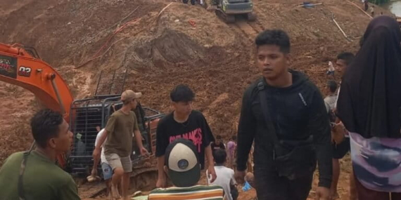 longsor-tewaskan-9-penambang-emas-ilegal-di-sumatera-barat