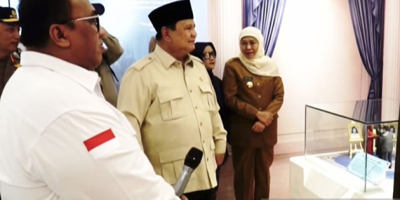 prabowo-berkeliling-melihat-museum-marsinah-di-nganjuk