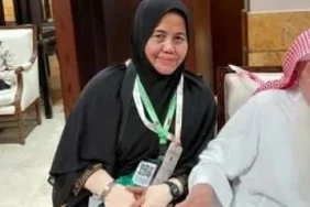 di-balik-lumpur-banjir-aceh-tamiang,-hartati-menemukan-jalan-ke-baitullah-untuk-berhaji