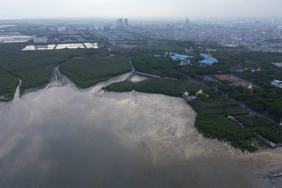 nelayan-desak-kejelasan-penghentian-proyek-reklamasi-surabaya