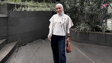 5-outfit-hijab-kasual-hingga-formal-ala-enno-lerian