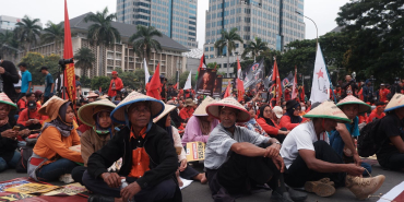 kapitalisme-ketuanan:-mengapa-ketimpangan-tetap-bertahan-meski-indonesia-sudah-demokratis?
