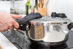 10-panci-presto-terbaik-untuk-memasak-beragam-makanan-cepat-dan-mudah
