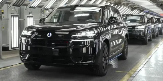 byd-bawa-denza-tembus-500-ribu-unit-produksi-global