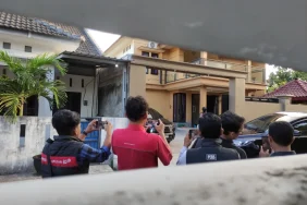 penggeledahan-kpk-di-pacitan-diduga-terkait-kasus-bupati-ponorogo