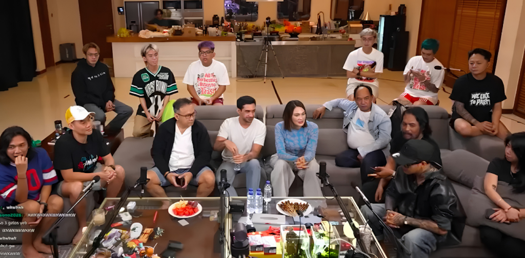 apa-yang-membuat-marapthon-reza-arap-dan-aaa-clan-begitu-fenomenal?