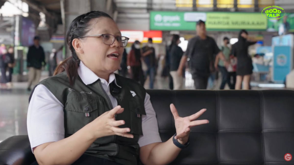 anne-purba:-pt-kai-jaring-500-juta-lebih-penumpang-pada-2025