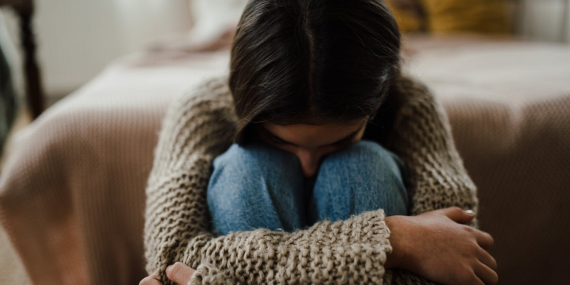 teen-self-harm:-responses-should-focus-on-social-context,-not-just-mental-health