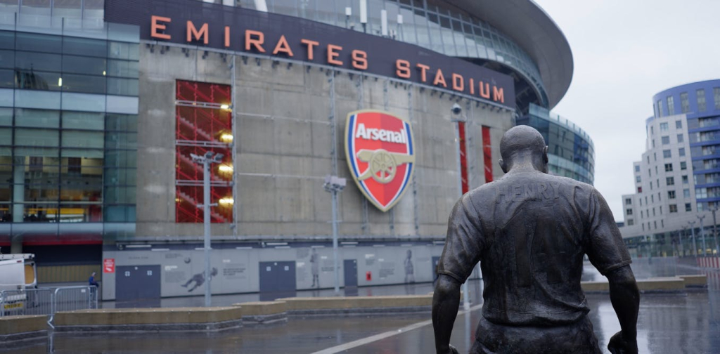 arsenal-juarai-liga-inggris-setelah-22-tahun:-ada-faktor-filosofi-dan-iman-yang-ikut-berperan