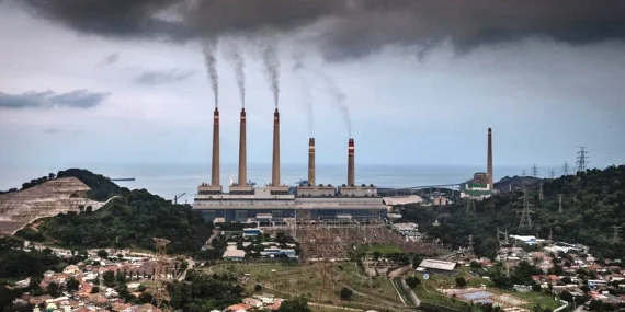 RI Tambah PLTU saat Dunia Mundur dari Batu Bara, Ada Apa dengan Transisi Energi?