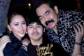 momen-ultah-ke-17-ivan-anak-semata-wayang-inul-daratista-dan-adam-suseno,-tak-mau-pesta-heboh