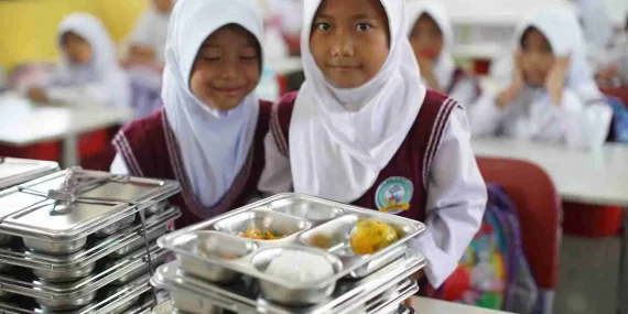 mengurai-angka-dan-logistik-program-makan-bergizi-gratis