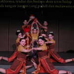 tari-obah-gerabah-dan-cerita-para-pengrajin-yang-jarang-dapat-panggung