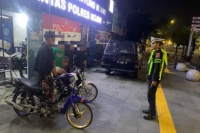 patroli-malam-polres-ngawi-gagalkan-dugaan-balap-liar-di-underpass-kedungglagah