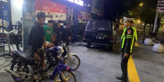 Patroli Malam Polres Ngawi Gagalkan Dugaan Balap Liar di Underpass Kedungglagah