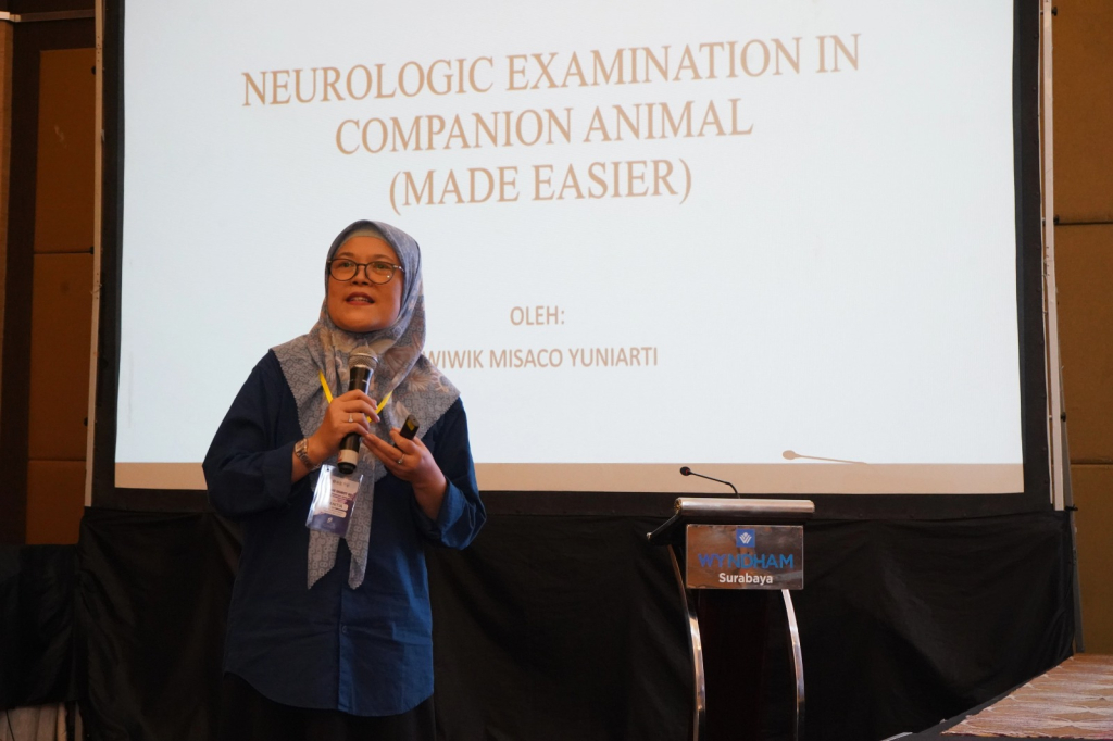 pakar-unair-soroti-kompleksitas-penyakit-neuro-dan-mata-pada-hewan-kecil