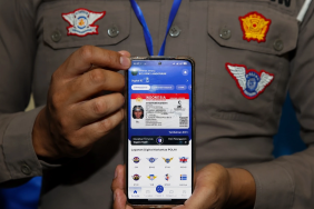 sim-digital-resmi-hadir,-pengendara-kini-bisa-tunjukkan-sim-lewat-hp