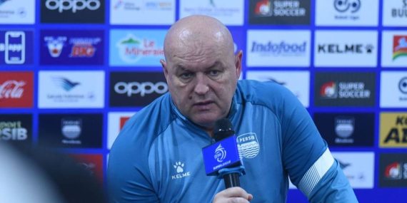 Bojan Hodak & Tangan Dinginnya yang Membawa Persib dari Keterpurukan Menuju Kejayaan