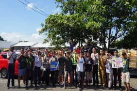 gandeng-polda-jatim,-polres-malang-edukasi-keselamatan-berkendara-di-pasar-karangploso