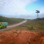 konflik-agraria-dengan-grup-sinar-mas,-lebih-800-warga-bukit-bakar-terisolasi