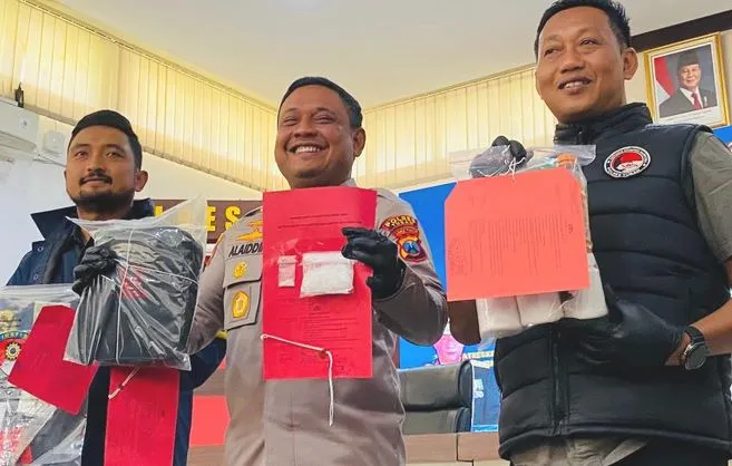 satresnarkoba-polres-tuban-ungkap-2-kasus-narkoba,-sita-146,67-gram-sabu-dan-puluhan-pil-ekstasi