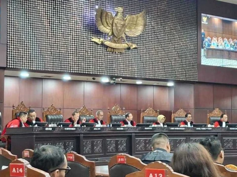 bgn-bukan-kementerian,-penggunaan-anggaran-pendidikan-untuk-mbg-dinilai-janggal