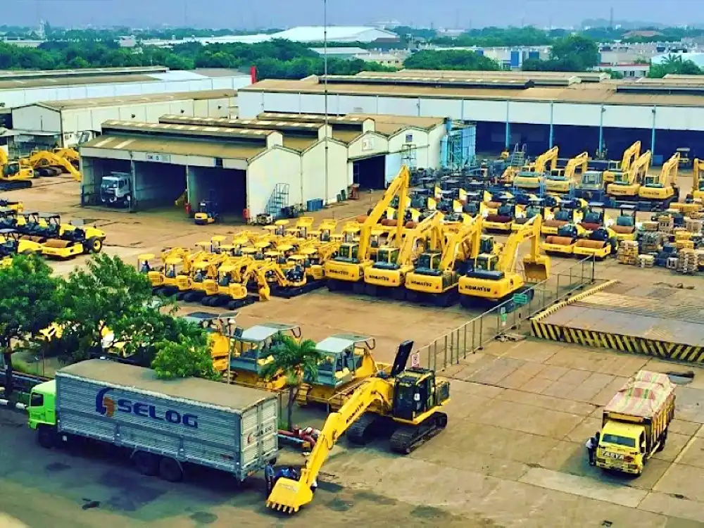 penjualan-komatsu-anjlok-25-persen,-untr-bersandar-pada-batu-bara