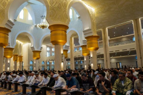 khutbah-iduladha:-berkurban-di-era-kebisingan-digital