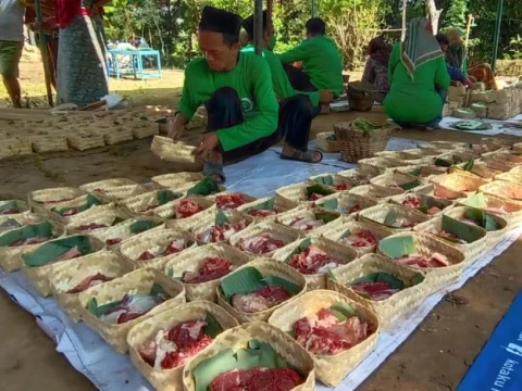 boleh-bagikan-daging-kurban-untuk-non-muslim-dengan-syarat