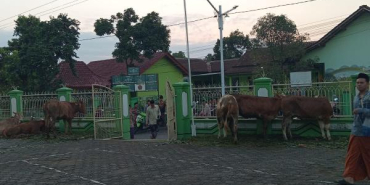 qurban:-ketika-akal-bersujud-kepada-wahyu