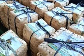 lazisnu-terus-dorong-kurban-ramah-lingkungan-dengan-besek-dan-daun