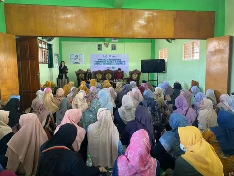 nu-care-lazisnu-gelar-pelatihan-literasi-keuangan-dan-ai-bagi-perempuan-indonesia