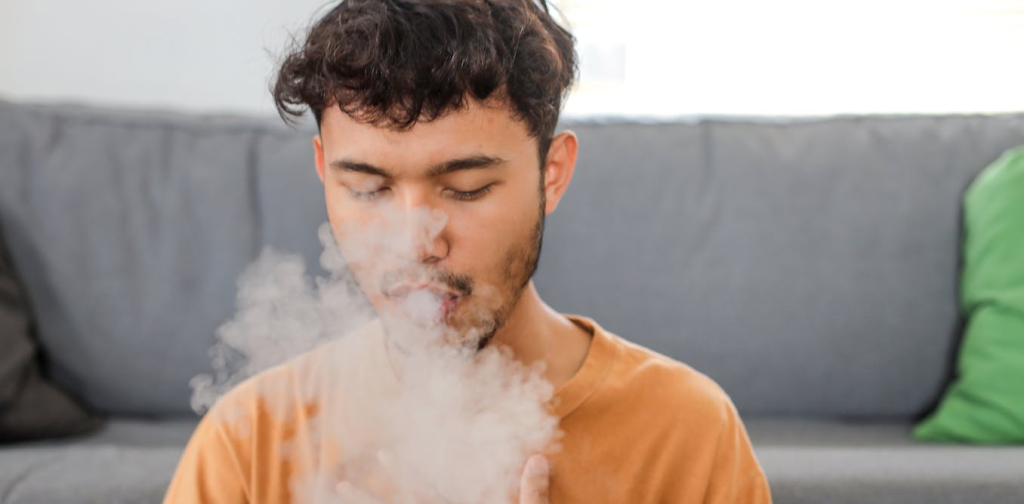 kerugian-akibat-rokok-capai-rp184-triliun:-menunda-kenaikan-cukai-justru-bikin-kita-makin-tekor