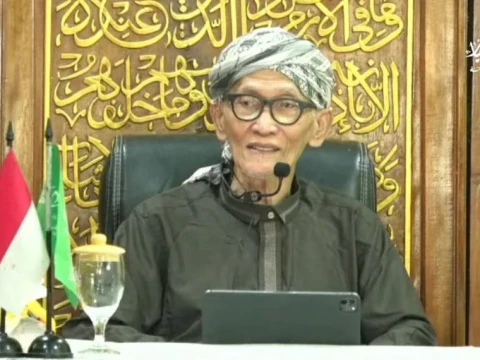 kiai-miftah:-ada-kasih-sayang-allah-di-setiap-ujian-hidup-manusia