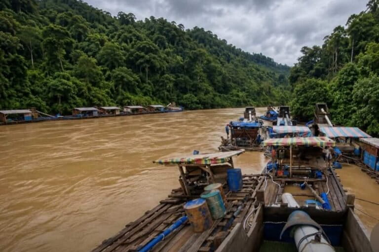 rugikan-negara-triliunan-rupiah,-mengapa-sulit-berantas-tambang-emas-ilegal?